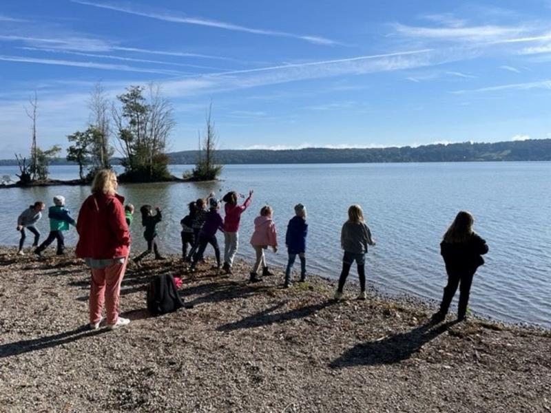 Ausflug unserer zweiten Klassen nach Possenhofen Bild 1